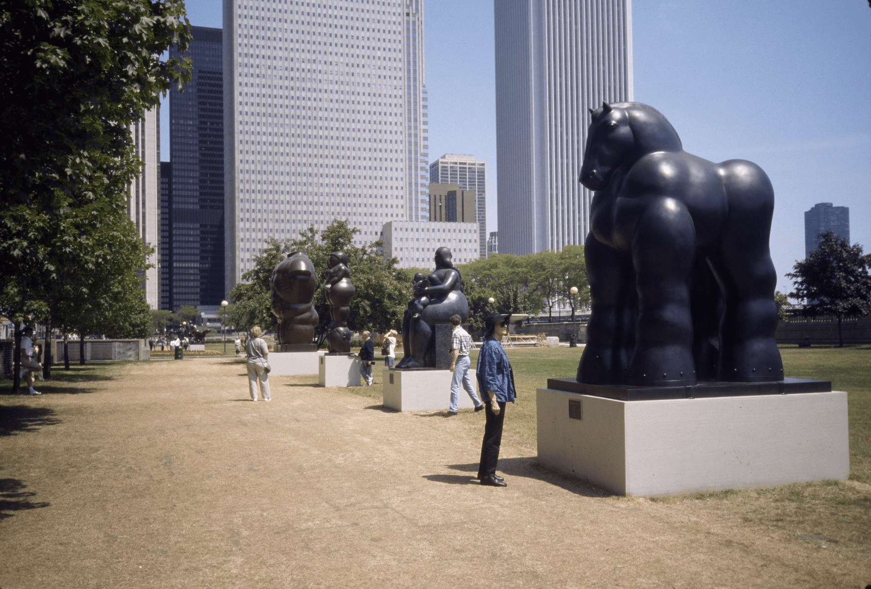 Fernando Botero Sculpture Chicago Grant Park